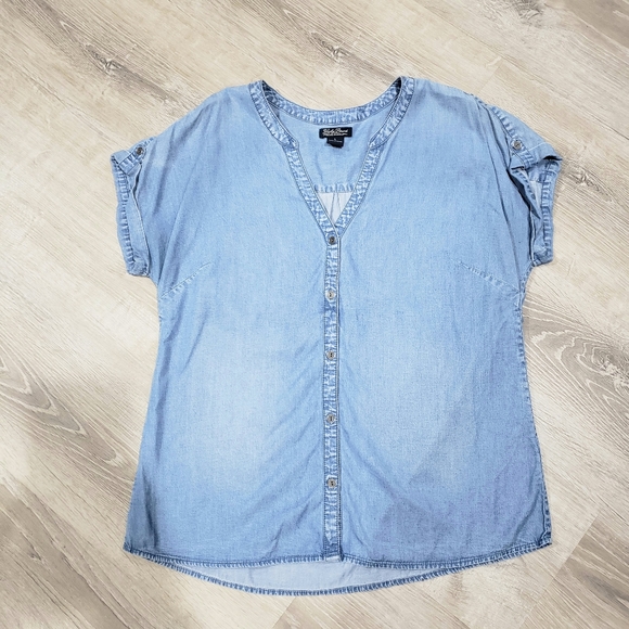 Lucky Brand Tops - Lucky Brand denim chambray top